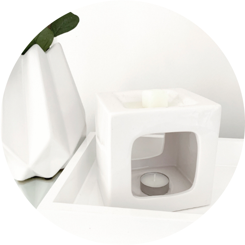 Wax melt burners / warmers. White square ceramic burner with tea-light.